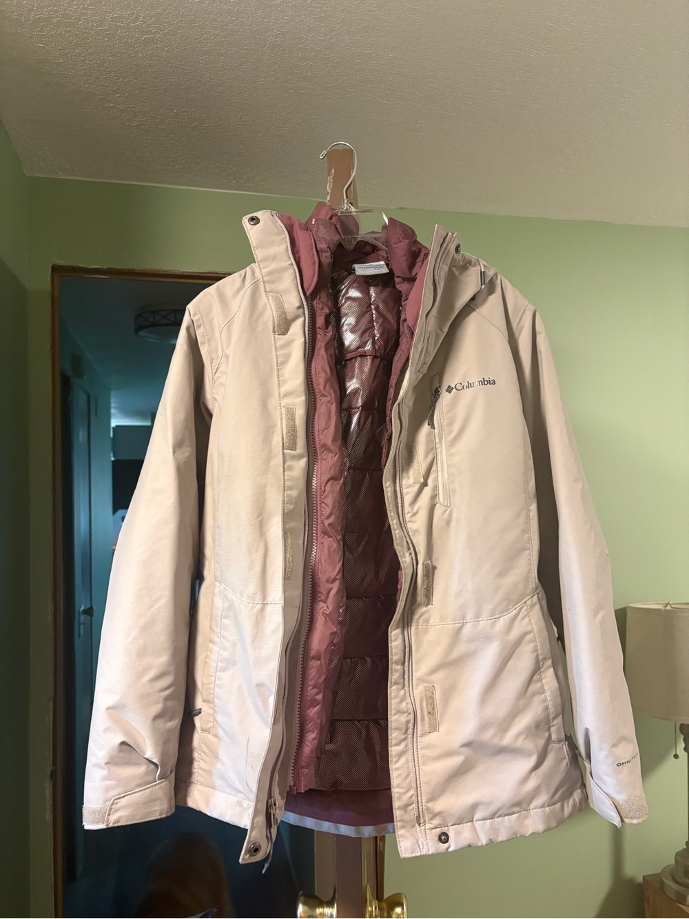 Columbia Beige Jacket with Rose Pink Quilted Liner